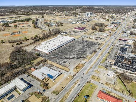 Muskogee Shopping Center - Outparcels