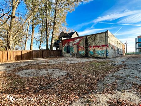 ±3,780 SF Flex Building in Sylvan Neighborhood