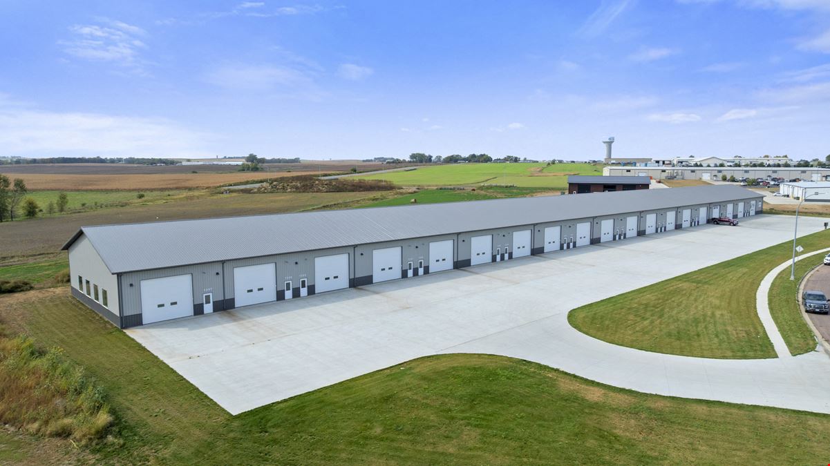 1301-1337 John Deere Circle