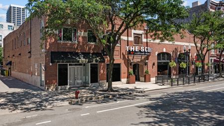 Retail space for Rent at 1419 N Wells St  in Chicago