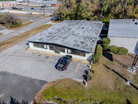 Retail space for Sale at Baker County Showroom & Warehouse in Macclenny