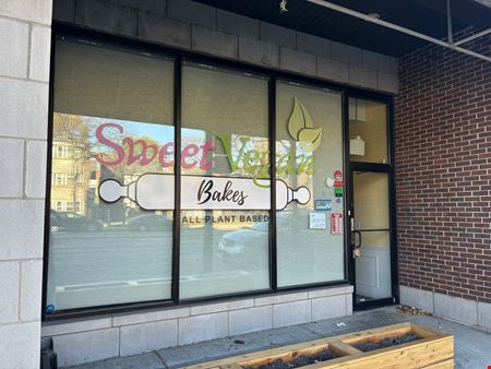 Retail space for Rent at 805 SF Commercial Space for Lease in Prime Old Town Location in Chicago