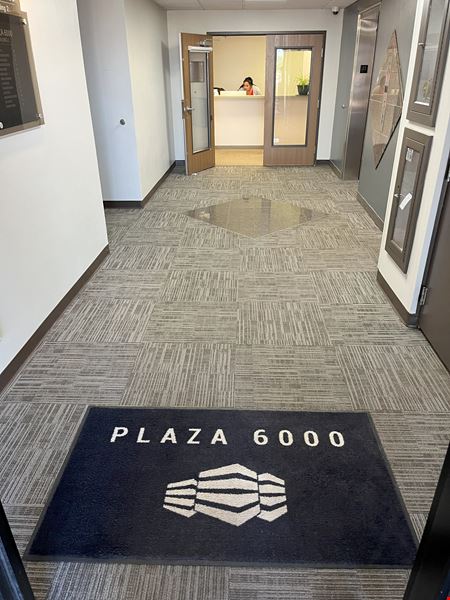 Plaza 6000