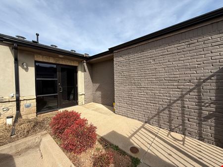 1717 N Broadway Ave