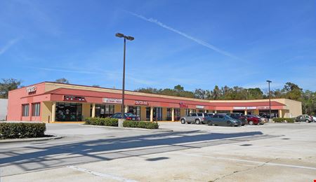Retail space for Rent at High Visibility Retail Center in Orlando