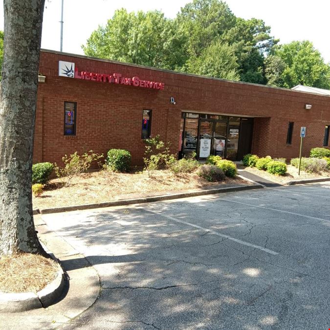 5353 Fairington Rd - For Lease