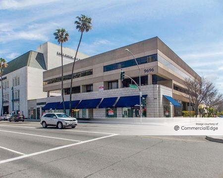 Office space for Rent at Wilshire Roxbury Building in Beverly Hills