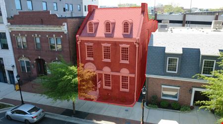 126 E Main St