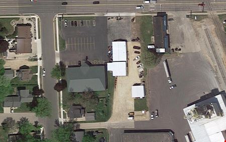 606 E. Green Bay Ave.