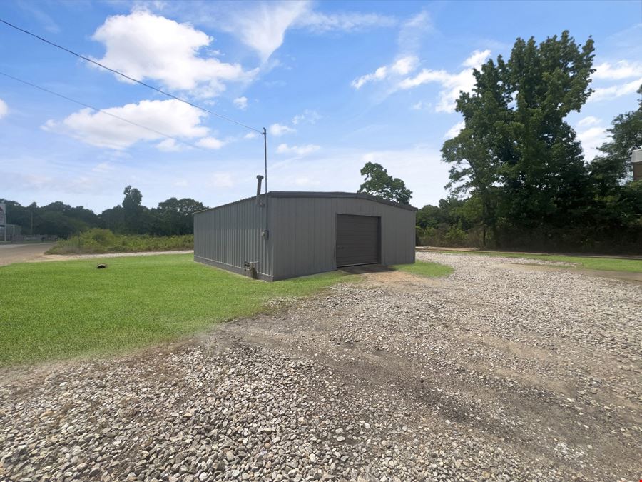 3220 Money Rd