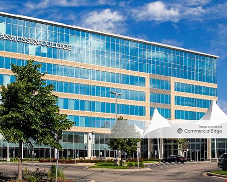 Office space for Rent at Two MarketPointe in Bloomington