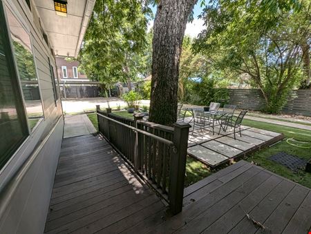 3906 Menchaca Rd