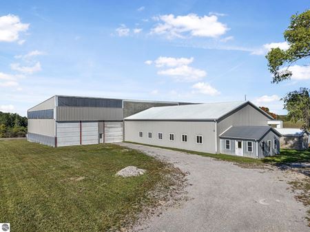 Industrial space for Sale at 13402 3 Mile Road, Hersey, MI, 49639 in Hersey