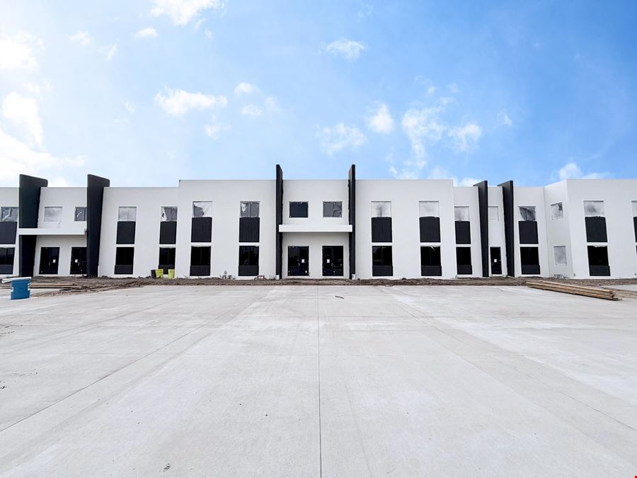 S Pipkin Multi-Tenant Flex Building