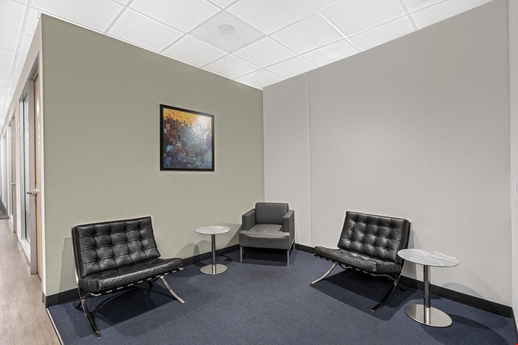 Regus - Marina Village