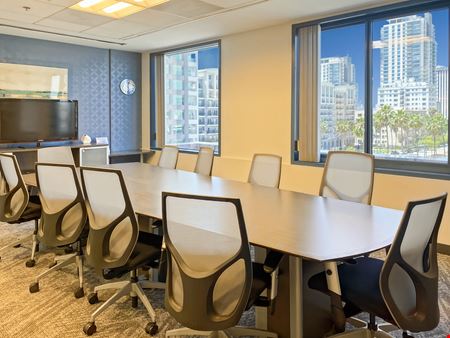 Regus - Long Beach – Landmark Square
