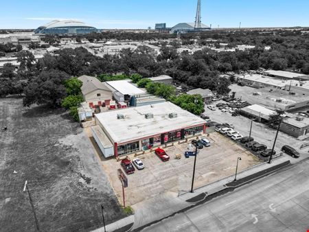 Retail space for Sale at 1115 E Abram St in Arlington