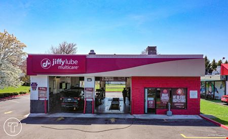 Retail space for Sale at Jiffy Lube in Warminster