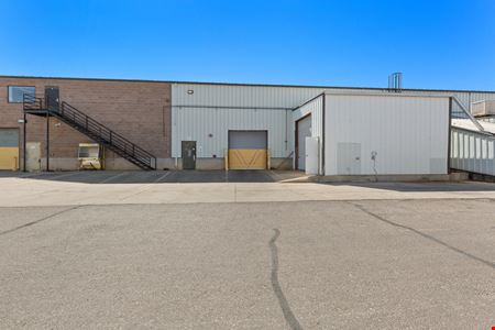 Office and Shop Space Near I-15 & Costco