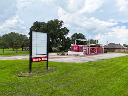 Drive-Thru Retail Building on Corner Lot