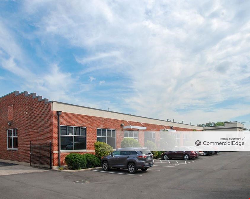 Hamilton Commerce Center