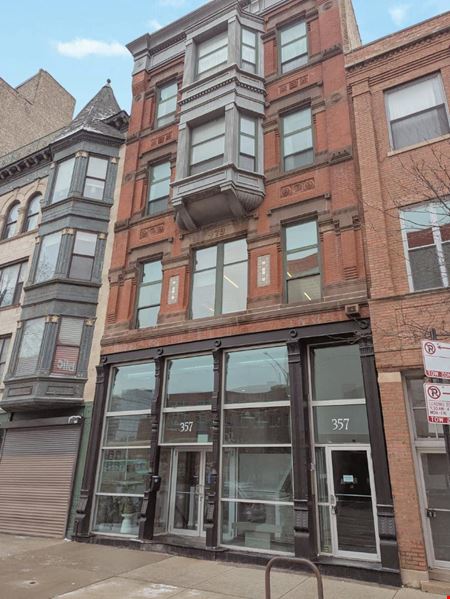 ±1,300 to 8,010 SF Class A Office Sublease in River North