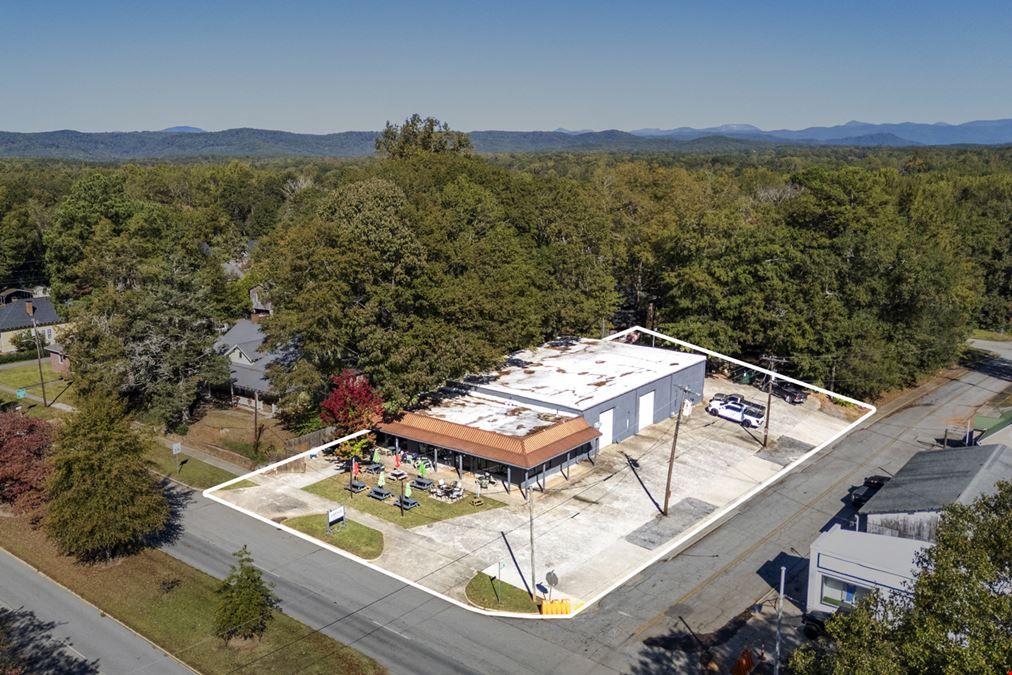Mixed Use Building- Walhalla- Leases in Place