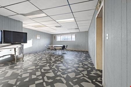 High-Visibility Industrial Space Built for Business