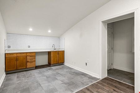 350 Santa Fe Dr