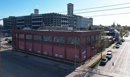 Industrial space for Sale at +/- 20,772 SF Service Building/Redevelopment Opportunity in Milwaukee
