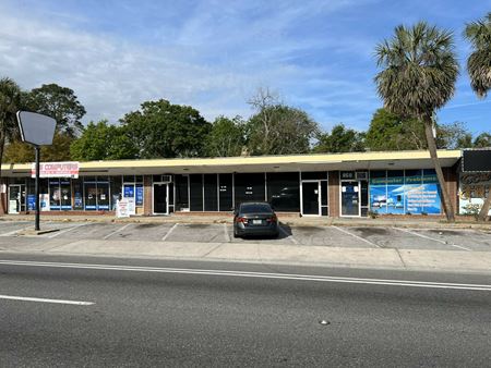Retail space for Rent at 862 Cassat -Right off I-10 and south on Cassat in Jacksonville