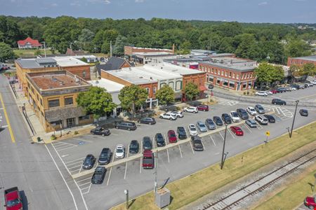 157 W Main St