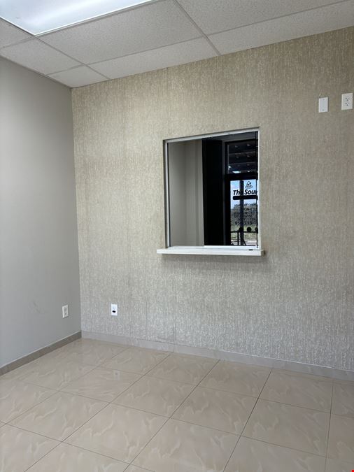 Renata Park Plaza