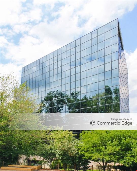 Tysons Commerce Center
