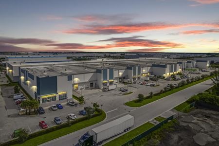 Industrial space for Rent at Crosspointe Commerce Center in Hialeah Gardens