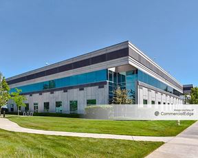Parkway Center - 2737 South Corporate Park Drive