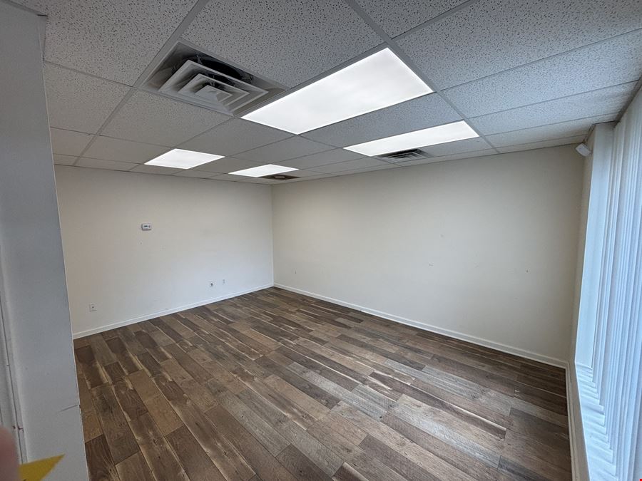 110 Harmon Drive - Building 300