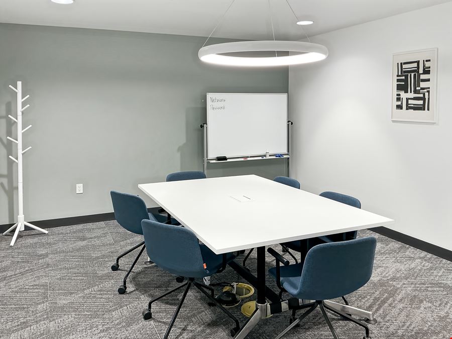 Regus - Las Vegas - E Carson St