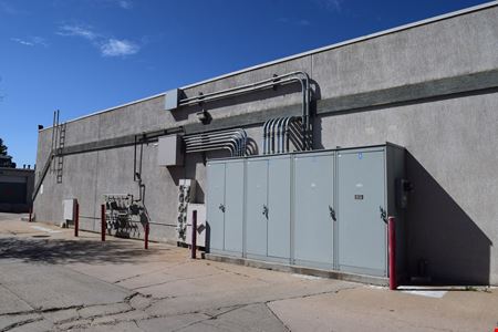 2,000 SF office/warehouse condos for sale/lease