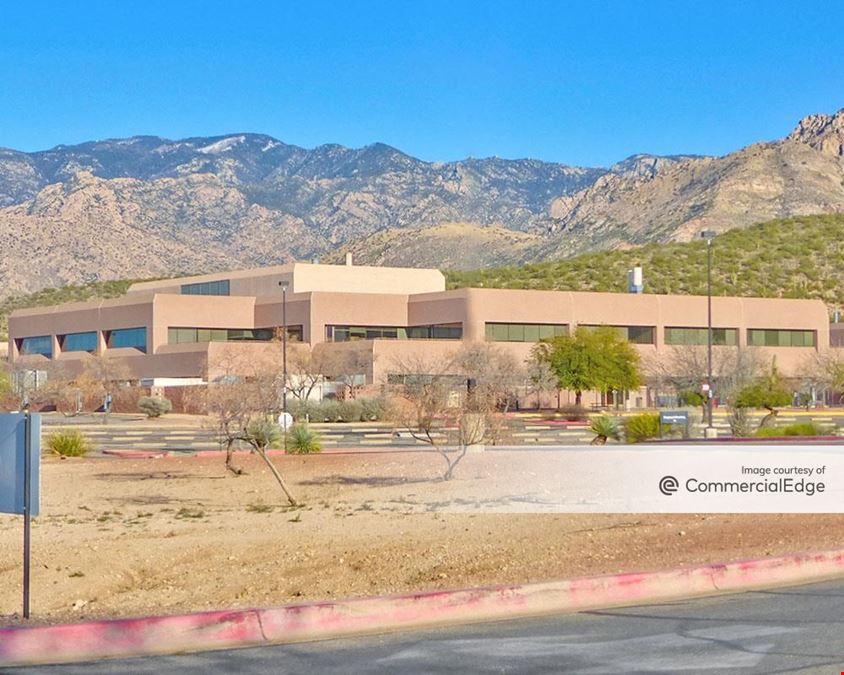 11100 North Oracle Road, Tucson, AZ 85737