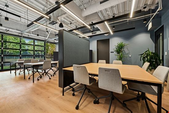 Industrious - 2100 East Grand Avenue