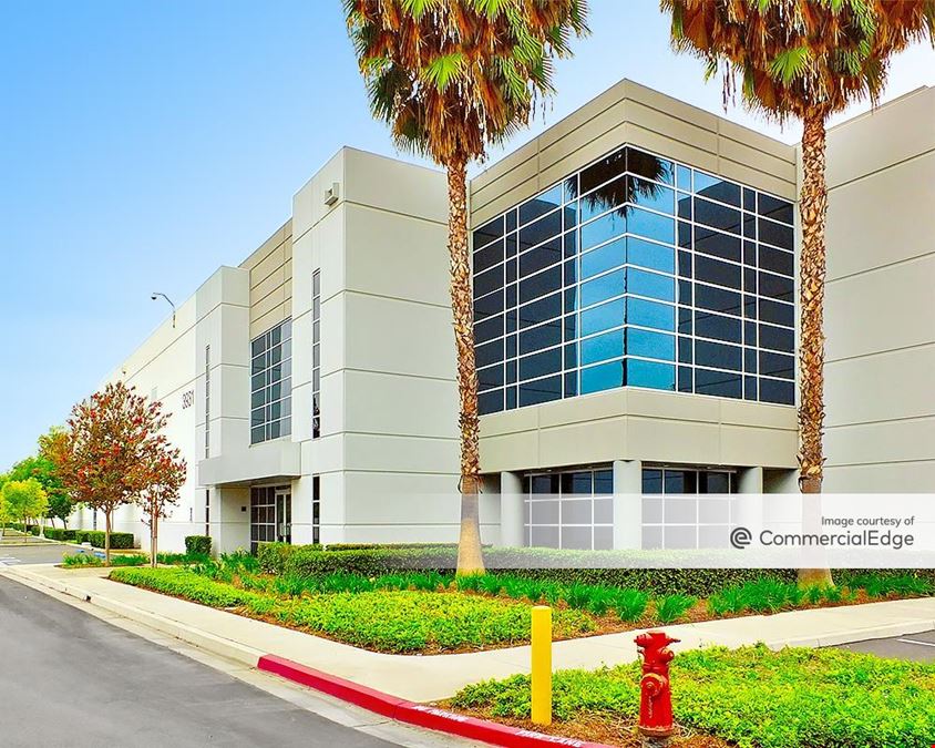 Gateway Pointe Industrial Park