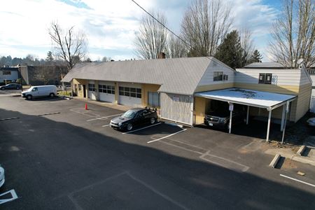 Retail space for Sale at Rare Automotive/Flex Space in Tigard