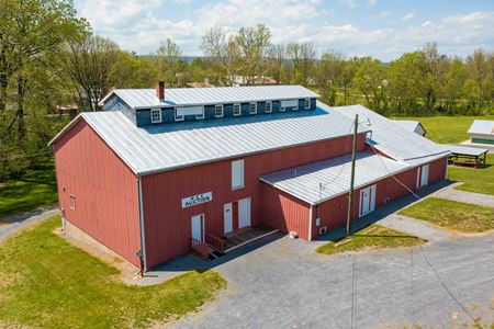 Commercial space at UNIQUE WAREHOUSE WITH VERSATILE USAGE in Timberville