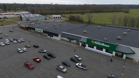 Retail space for Rent at 760 - 780 North Broadway in Peru