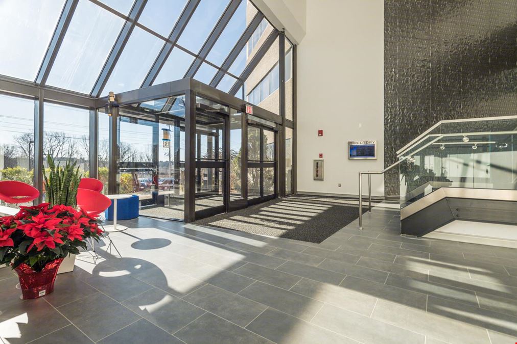 33 Boston Post Road