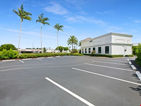 6199 N Federal Hwy
