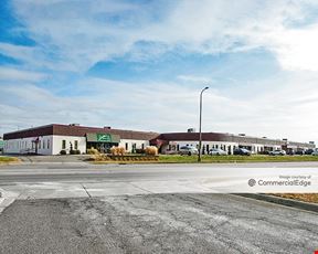 652-684 Transfer Rd Bldg
