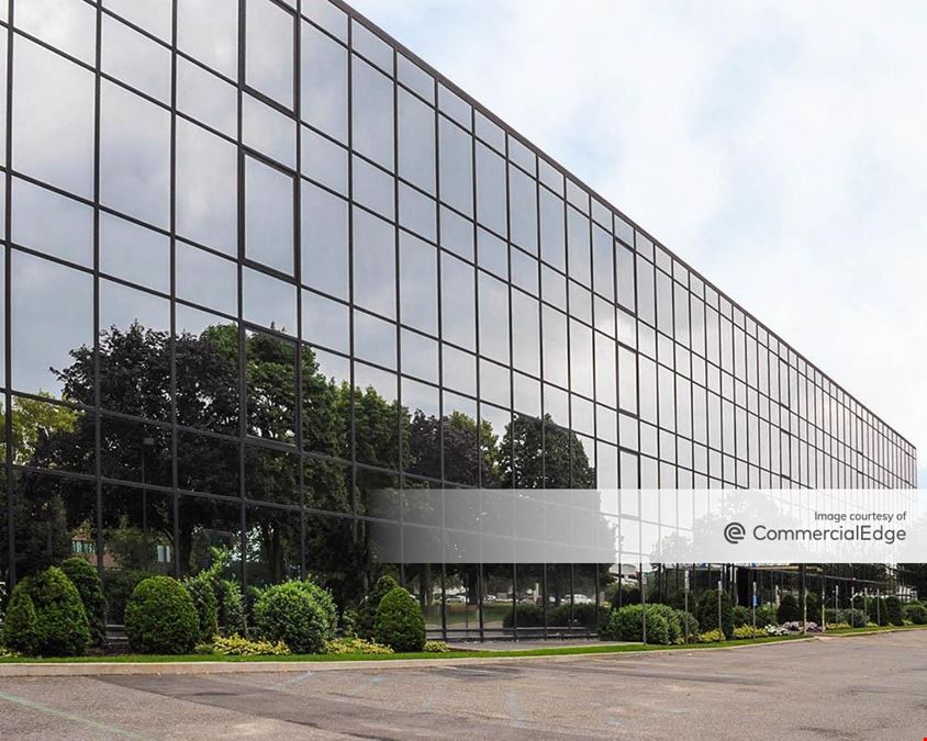 Intelligent Office (Melville) - Melville Office Plaza