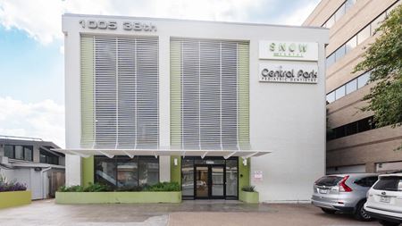 Commercial space at 1005 W 38th St in Austin